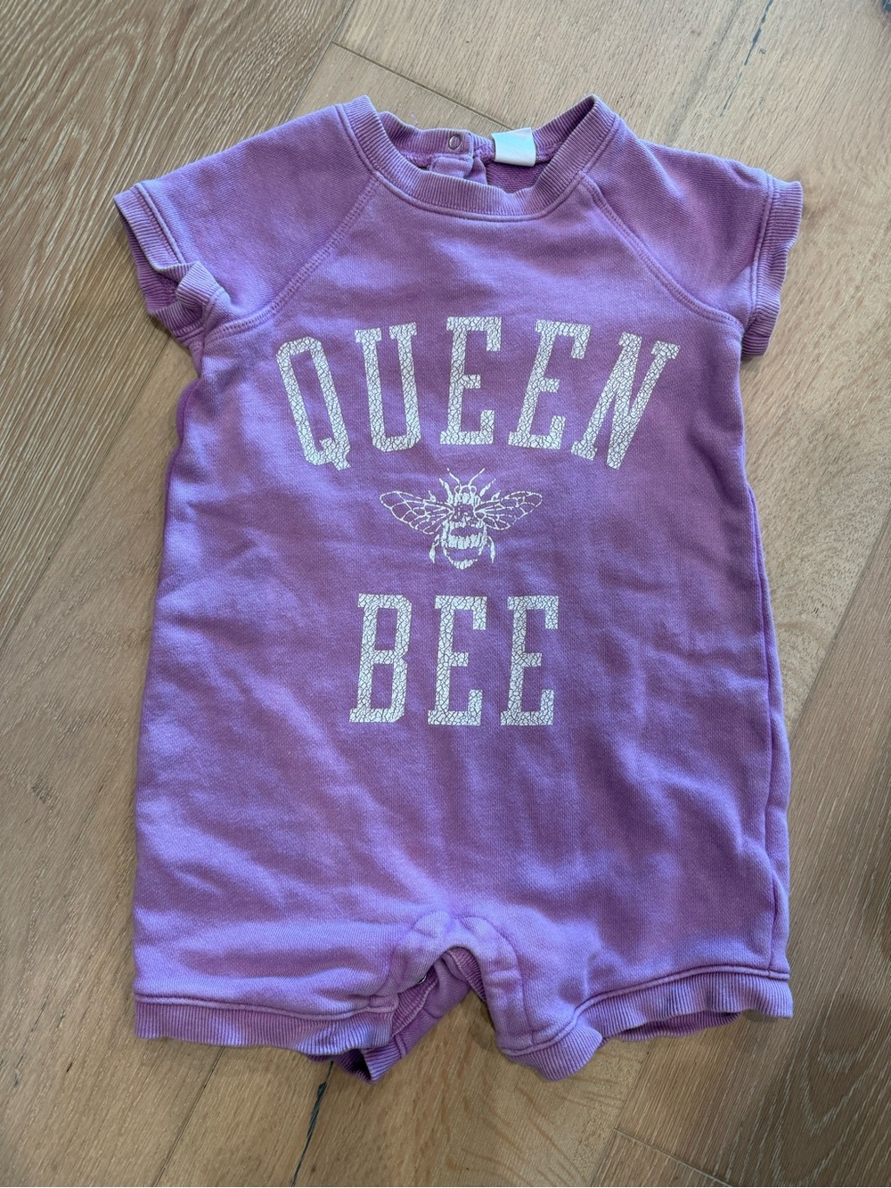 Baby GAP Romper Queen Bee